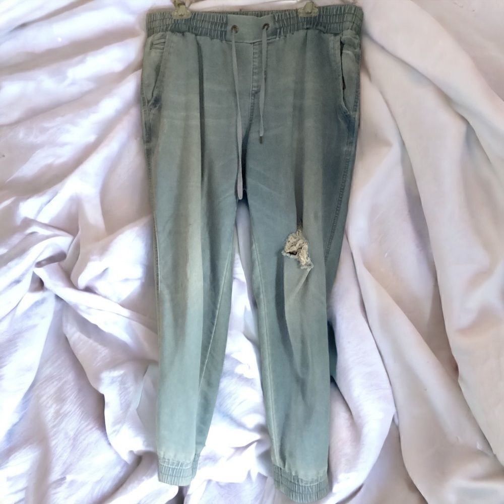Distressed Denim Jogger L